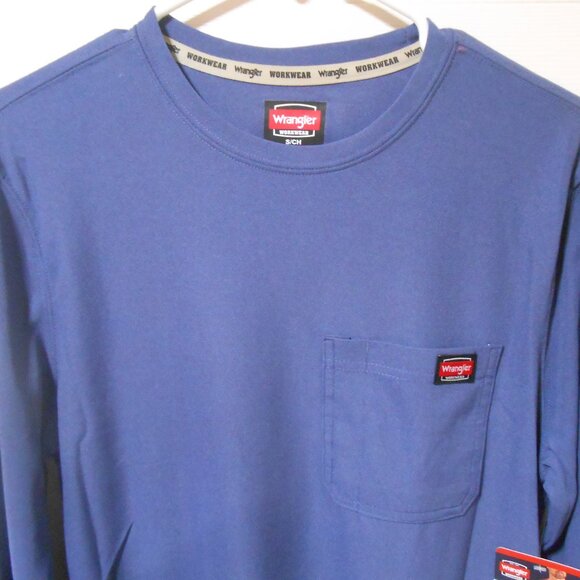 NEW Men's LS Wrangler Performance Workwear Pocket Tee size S 34-36 Blue 👨 - Picture 1 of 9